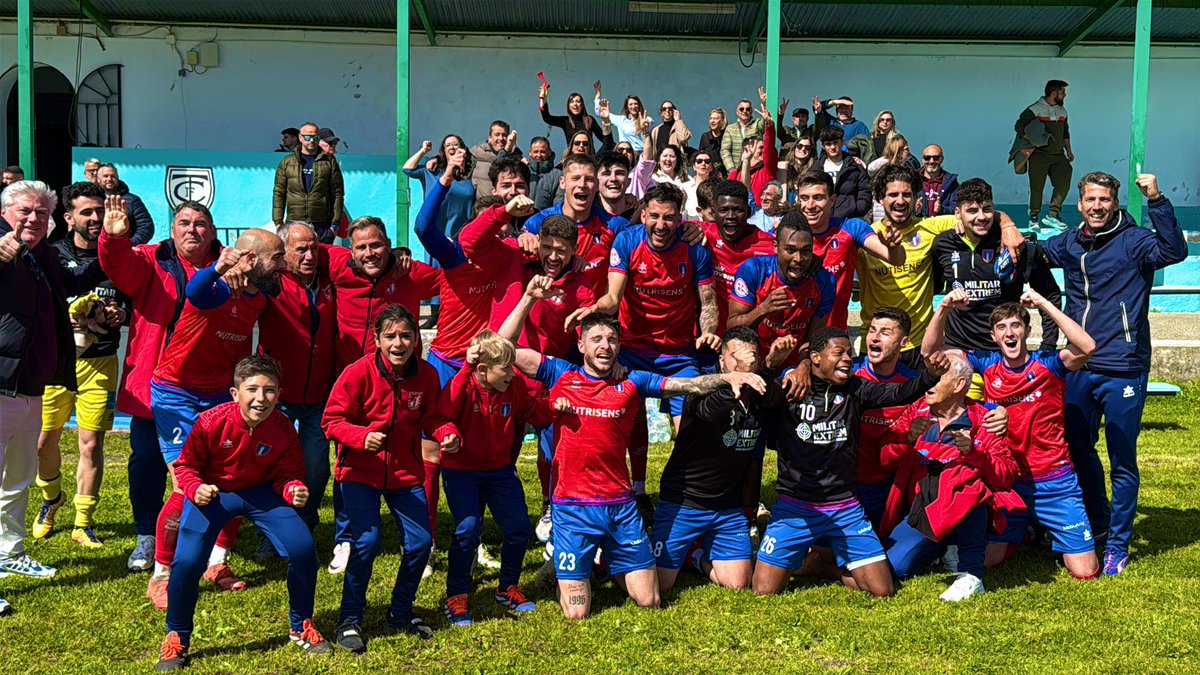 𝔜 𝔩𝔬 𝔥𝔦𝔠𝔦𝔪𝔬𝔰…🤜🏻❤️💙🤛🏻
Ha valido la pena el madrugón ehh😜
👊PARTIDAZO de nuestros guerreros, gran victoria ante un rival directo y nuestro objetivo muy muy cerca👏
CF Trujillo 2
Atlético Pueblonuevo 3
#3ªRFEF J.31ª 24/25

𝙑𝙖𝙢𝙤𝙨 𝙍𝙤𝙟𝙤𝙨🫡
#SomosPueblonuevo 🟥🟦