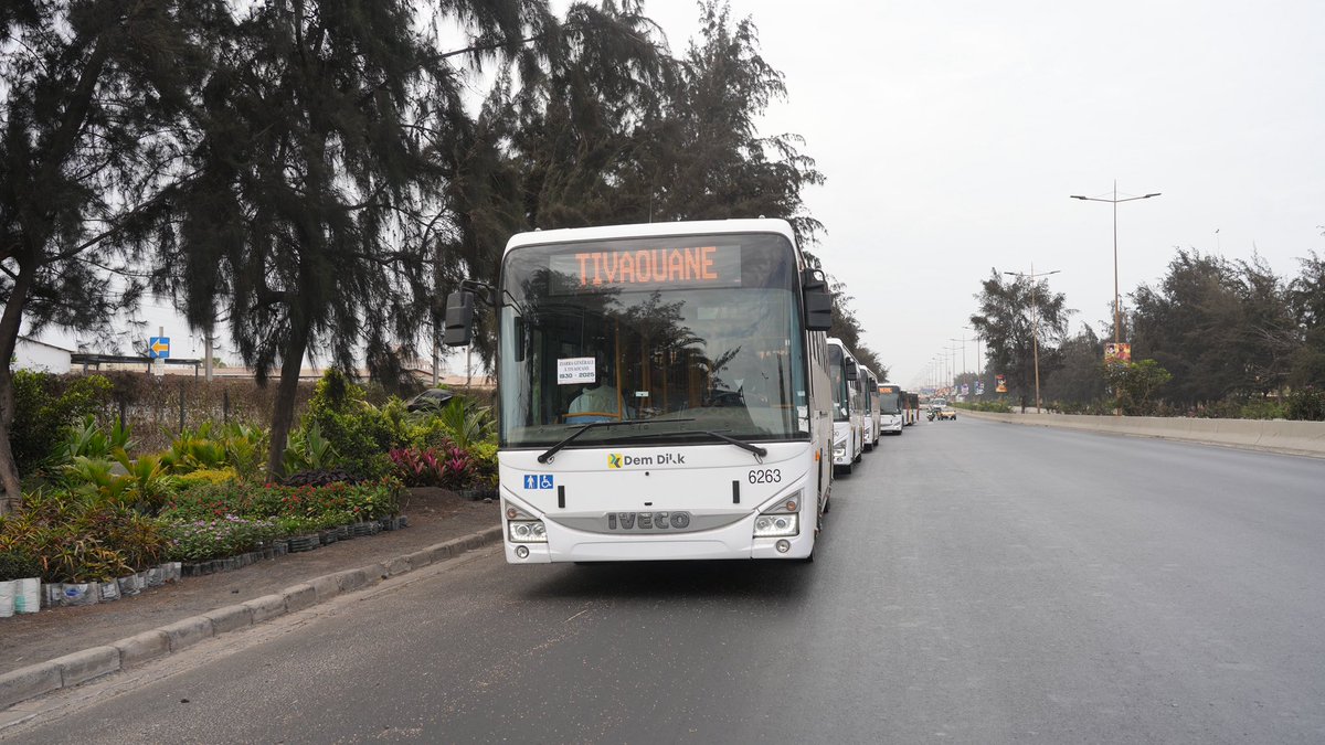 dakardemdikk1's tweet photo. Ziarra Générale 2025 : Dem Dikk au cœur de l'événement !
La Fédération des Dahiras Tidiane de Dakar et sa banlieue fait confiance au professionnalisme de Dem Dikk, le transporteur officiel des grands événements, pour assurer le transport lors de cette occasion. https://t.co/REU7sij3yY