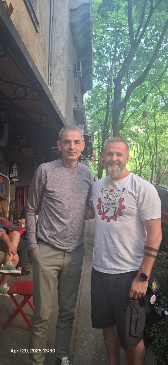 neshenergy's tweet photo. Što moj brat kaže, kao njegov nekadašnji saigrač:
"Kakav je to mag košarke i kulturnog ponašanja, obožavao sam ga".

Ja dodajem i Gospodin. https://t.co/xK8ZQJp1av