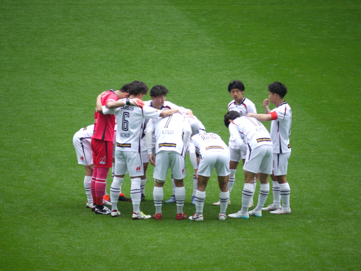 KazMATTMat's tweet photo. 🌹の街に帰宅🏠
では本日📷ﾊﾟｼｬしたお写真貼っていきます。
#福山シティFC #天皇杯 #広島県大会 #予選 #優勝 #シンカ #ONEFUKUYAMA #FORTHISCITY https://t.co/8kQPlCAVVu
