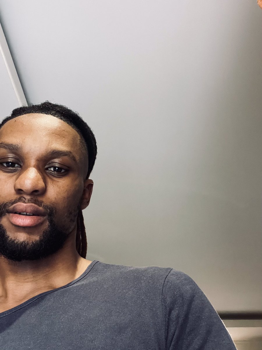 BaloyiCapitol's tweet photo. “The essence of adolescence leaves my body, now I’m fresh” - Nasir Jones https://t.co/teMo1mXWZS