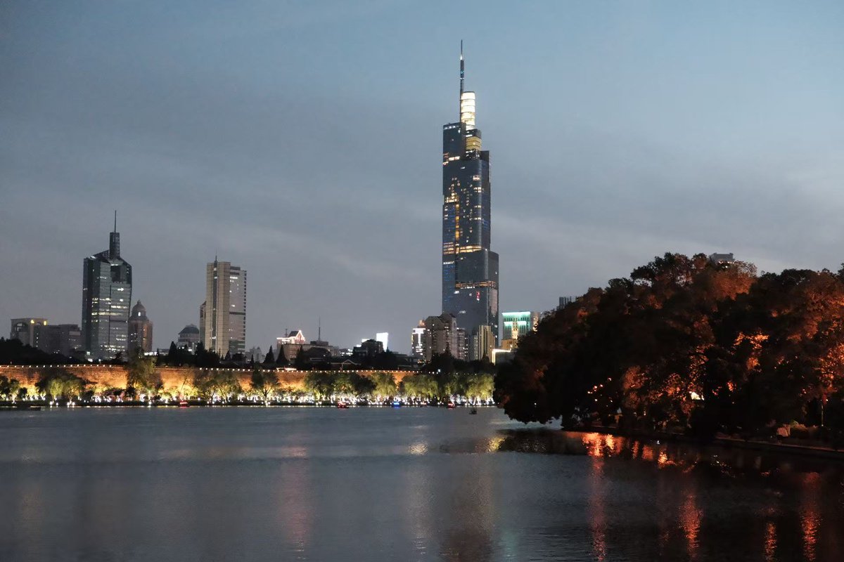 美好的周末～在思考要不要出藏宝任务回馈粉丝