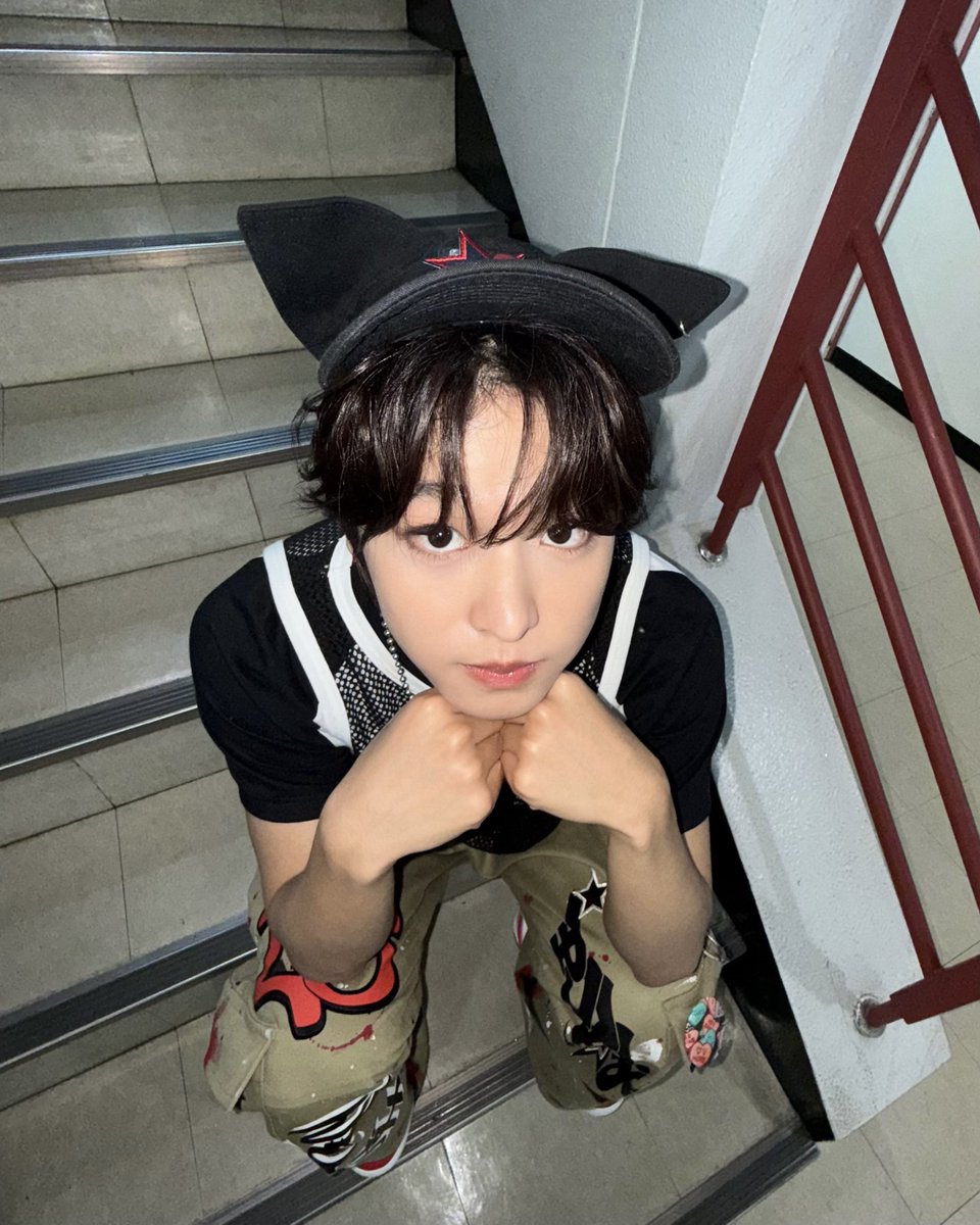 ⋆⋆ 🐈‍⬛ ⋆⋆

#RIKU #리쿠 #リク   
#NCTWISH #poppop
#NCTWISH_poppop