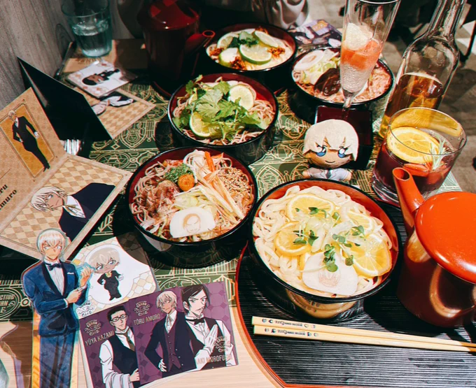コナンカフェからの普通のカフェ 