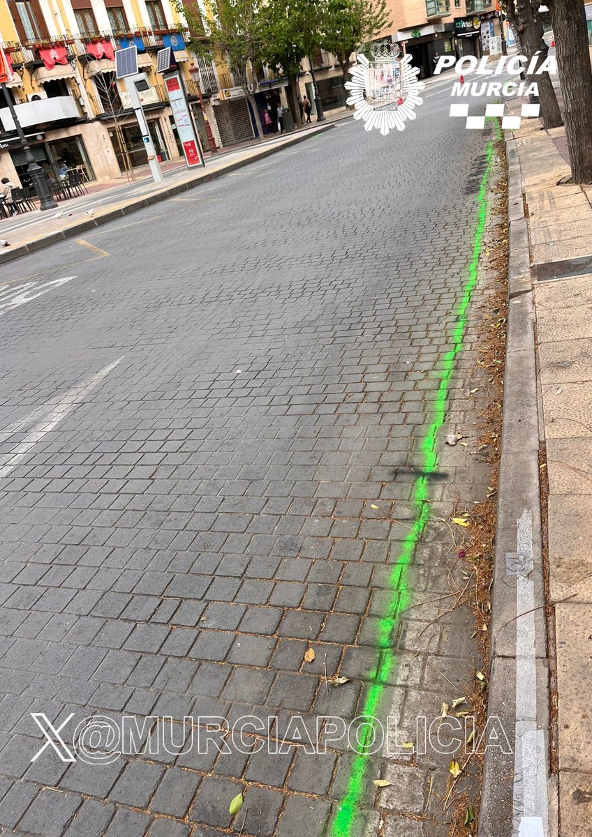 MurciaPolicia's tweet photo. 🚫 Recordamos que está prohibido pintar o realizar grafitis en la vía pública, nuestras unidades intensifican la vigilancia y denunciarán a los autores. https://t.co/fuqe6kGsgz