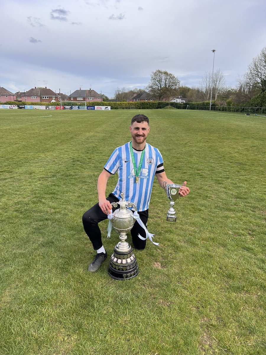 This feeling never gets old 👊 Champions 🤩 steps 5, 6 and 7 completed it, let’s see what next year brings 🏆  been a pleasure to skipper a top set of lads <a href="/claycrosstownfc/">Clay Cross Town FC</a>  👏🤍🩵