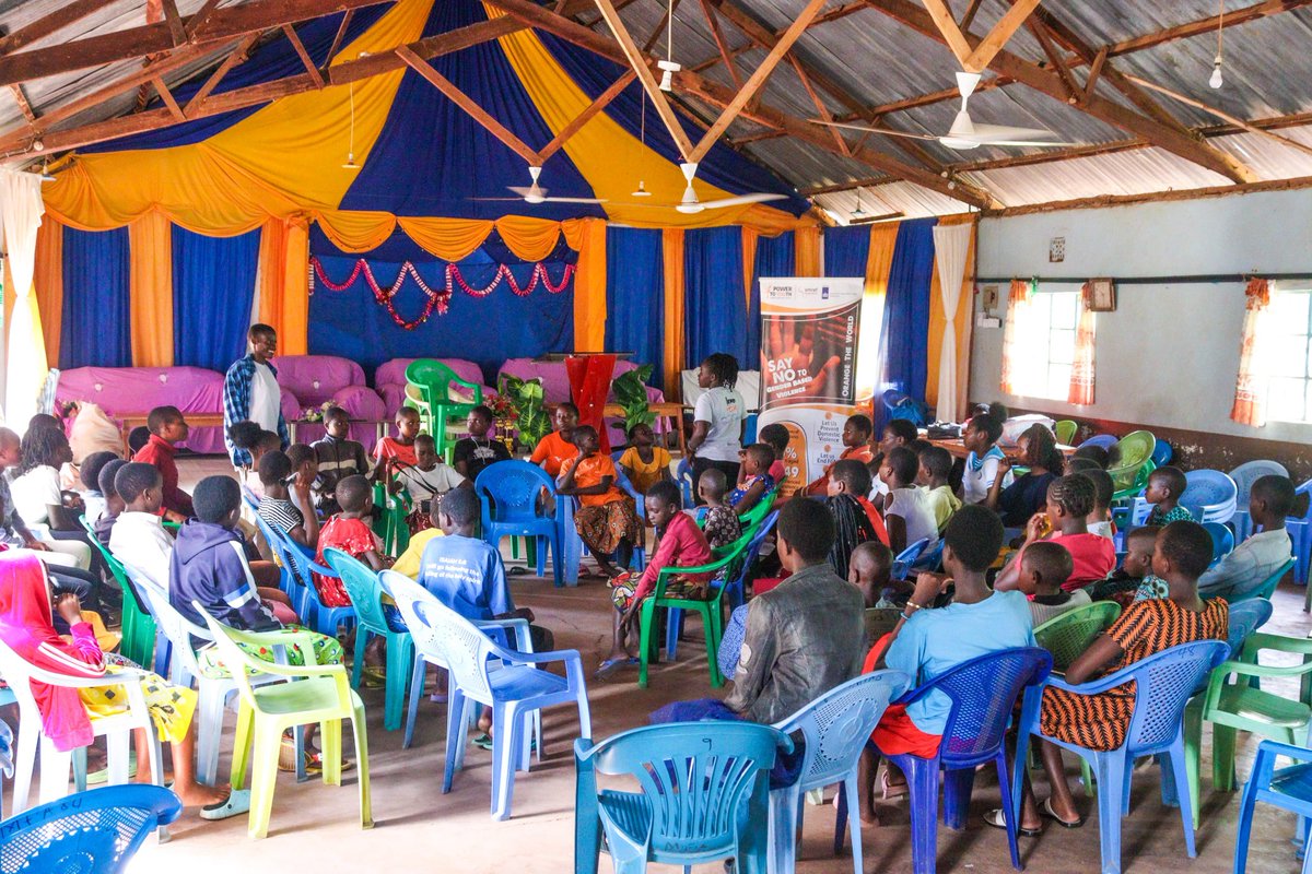 📌 #Mabera in #MigoriCounty

Every month, nearly 2 billion people menstruate, but gender inequality, inaccessibility to period products and other forms of marginalization mean the world has still not adapted to become period-friendly.

#EndPeriodStigma  #Tunaweza #EndFGM