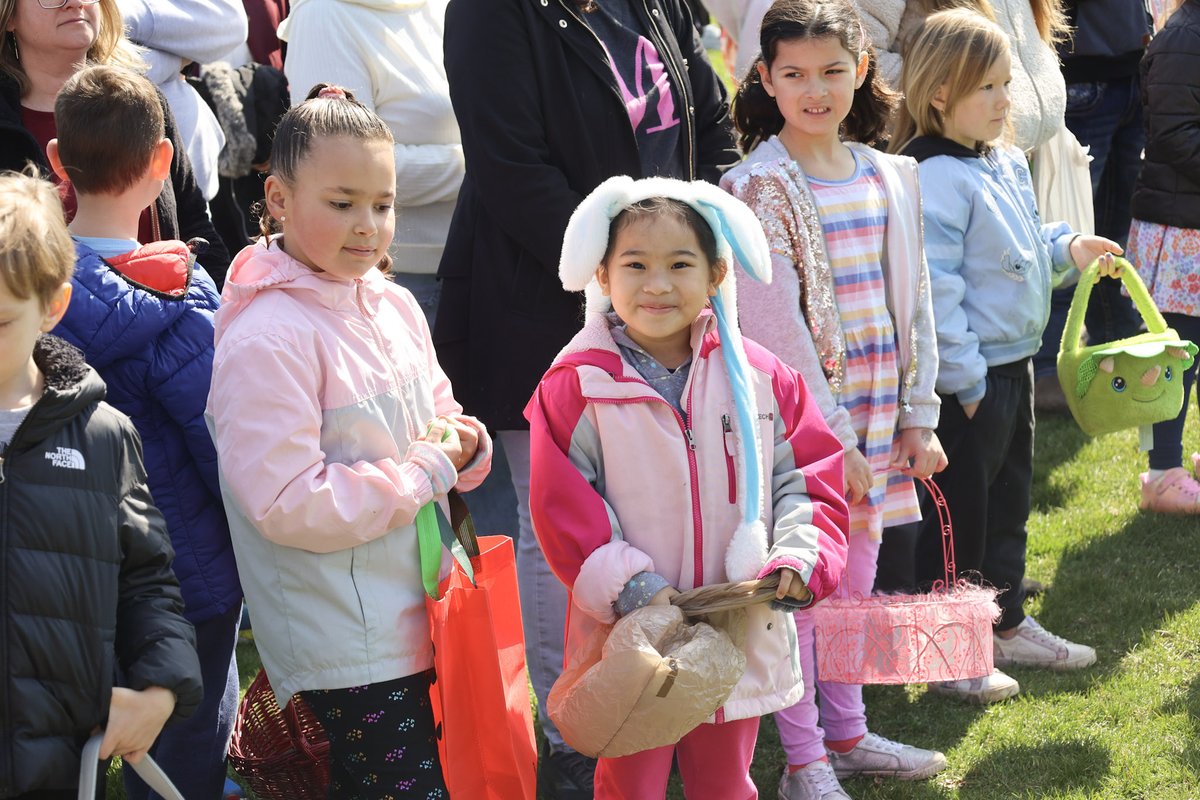 BvilleParks's tweet image. #HolidayHours: The DGLC will be closed Sunday, April 20. #SpringHoliday