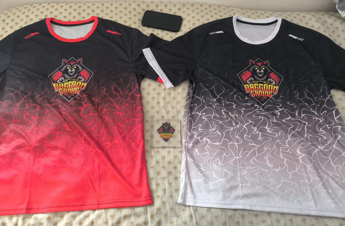 Nuestros jugadores empiezan a recibir los premios por rendimiento mensual en casita!!!