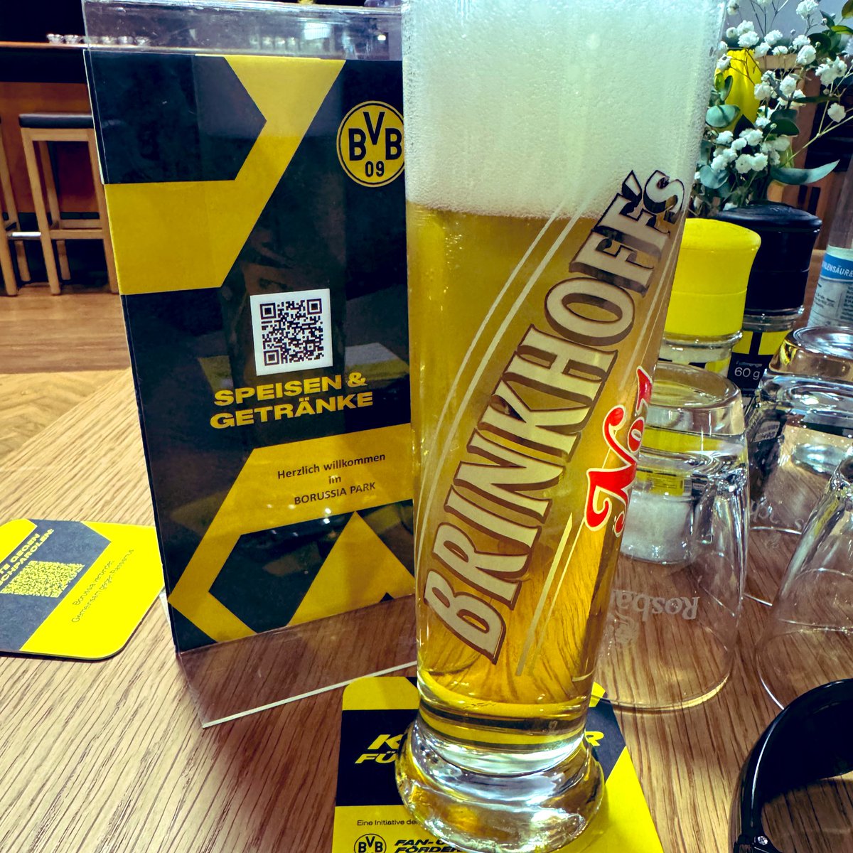 Erstmal stärken <a href="/BVB/">Borussia Dortmund</a> 🍻🍺
#BVB #BVBBMG