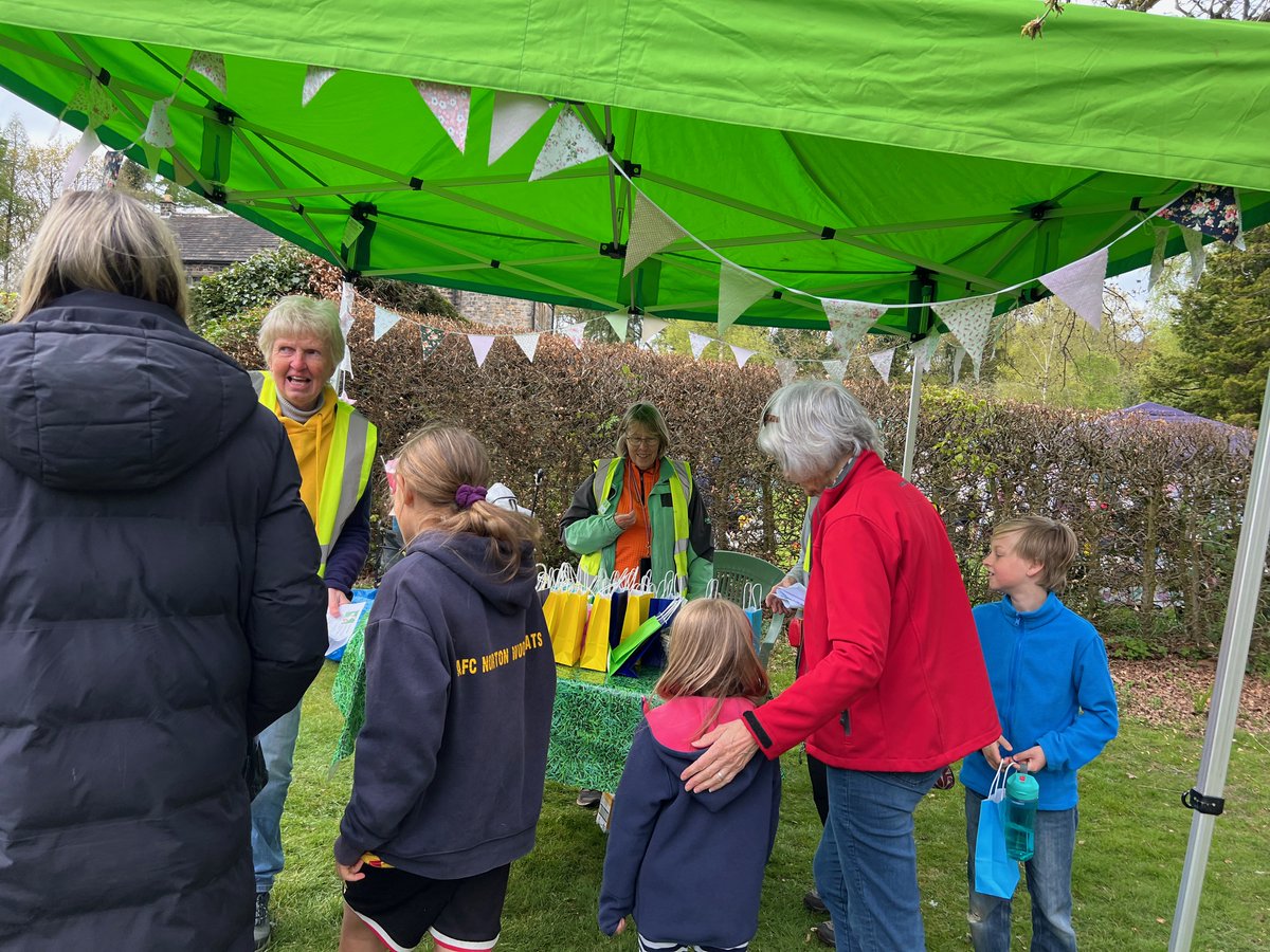 We had a fantastic Easter Egg Trail yesterday with around 200 children taking part! The sun shone and people brought picnics.  Thanks to everyone who participated.  Thanks to Waymaster Games Ltd for providing games  and to all our wonderful volunteers who helped make it a success