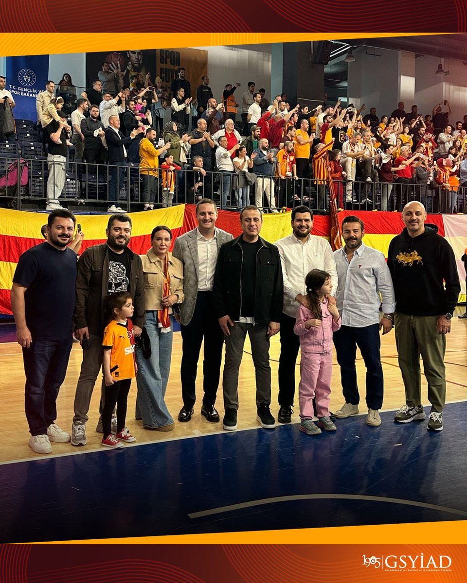 Şampiyon Galatasaray Fuzul! 🏆

1905 GSYİAD olarak, Yönetim Kurulu Üyemiz Yunus Furkan Akbal’ın sponsorluğunda mücadele eden Galatasaray Fuzul’u Türkiye Sigorta Basketbol Süper Ligi şampiyonluğundan dolayı yürekten tebrik ediyoruz! Final maçında tribündeki yerimizi alarak