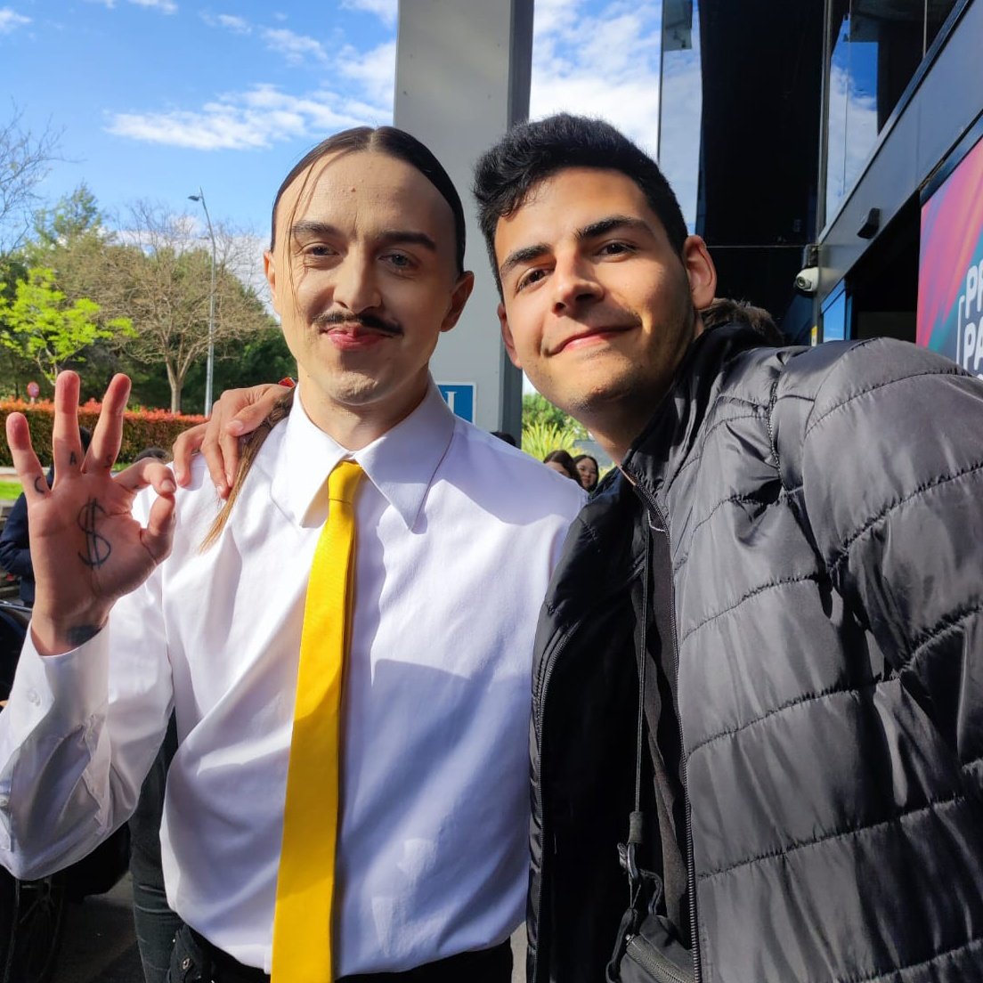 LaineKenge's tweet image. GUYSS FINALLY I MEET TOMMY CASH 😭😭😍🇪🇪 #PrePartyES25