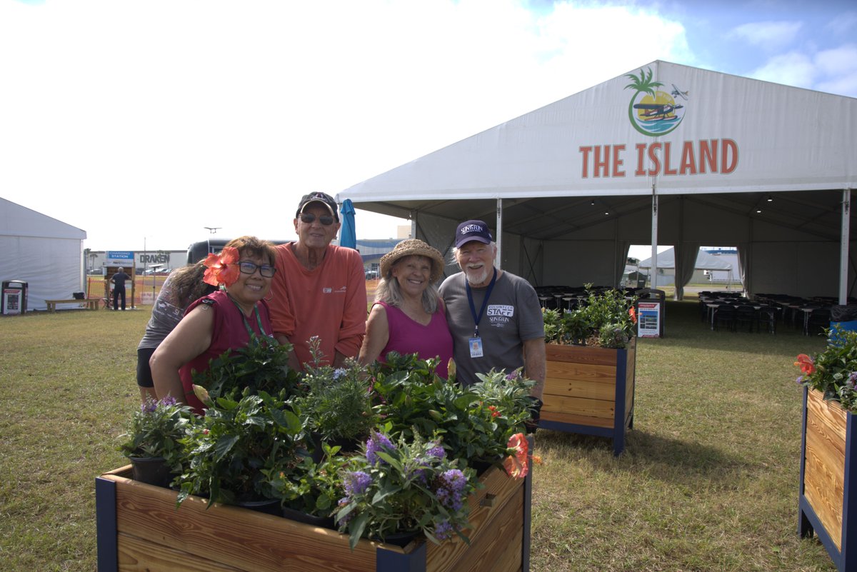 Today is Volunteer Recognition Day and we want to recognize the 3,000+ volunteers who dedicate their time and efforts to making the SUN 'n FUN Aerospace Expo possible!! ✈️🌞

Thank you to each and every volunteer! 🫶
