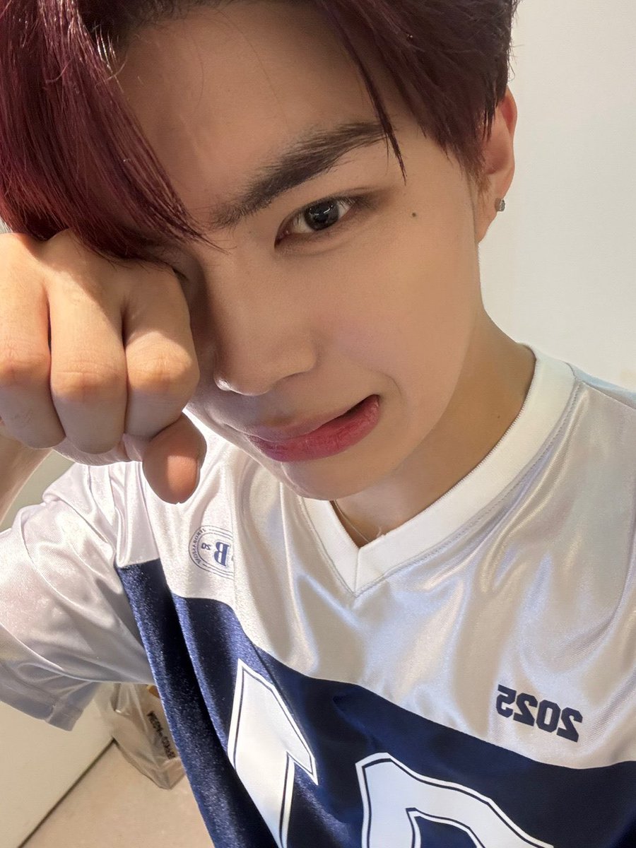 건욱이 2년동안 많이 의젓해졌네
