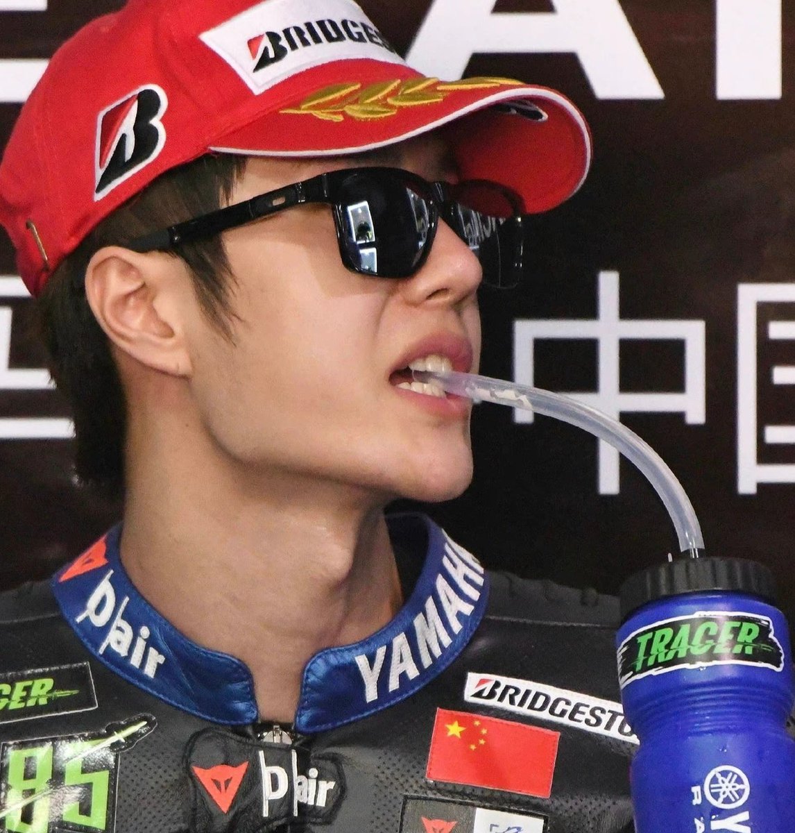 no man has ever manned like my man Wang Yibo - his duality needs to be studied