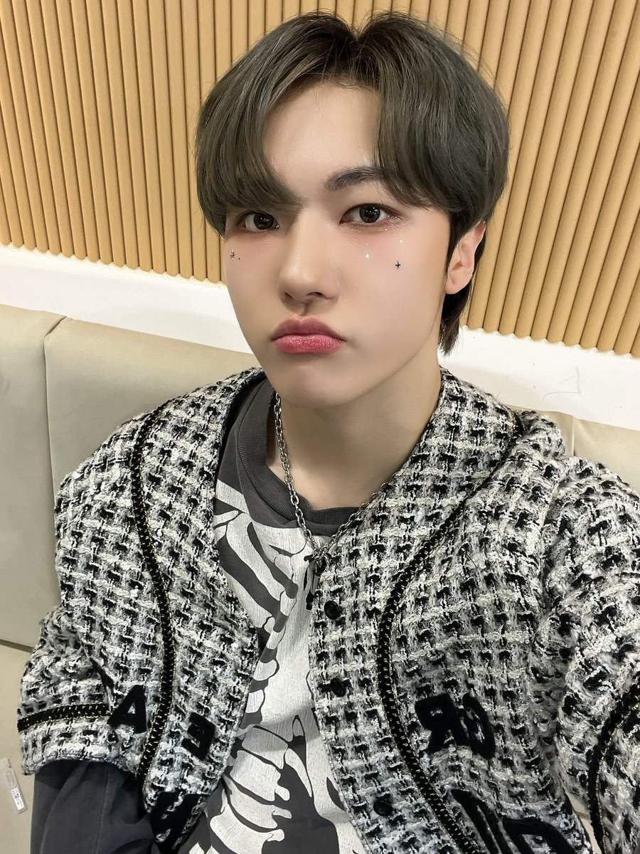 xikers_official's tweet photo. [#정훈] 무사히 마무리!!
#xikers #싸이커스 https://t.co/1u5vIwm0M2