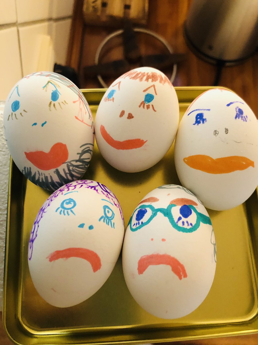saysa3's tweet photo. イースター🐣
バッグも冬物はしばらくお休み。 https://t.co/hVMwQmSRqs