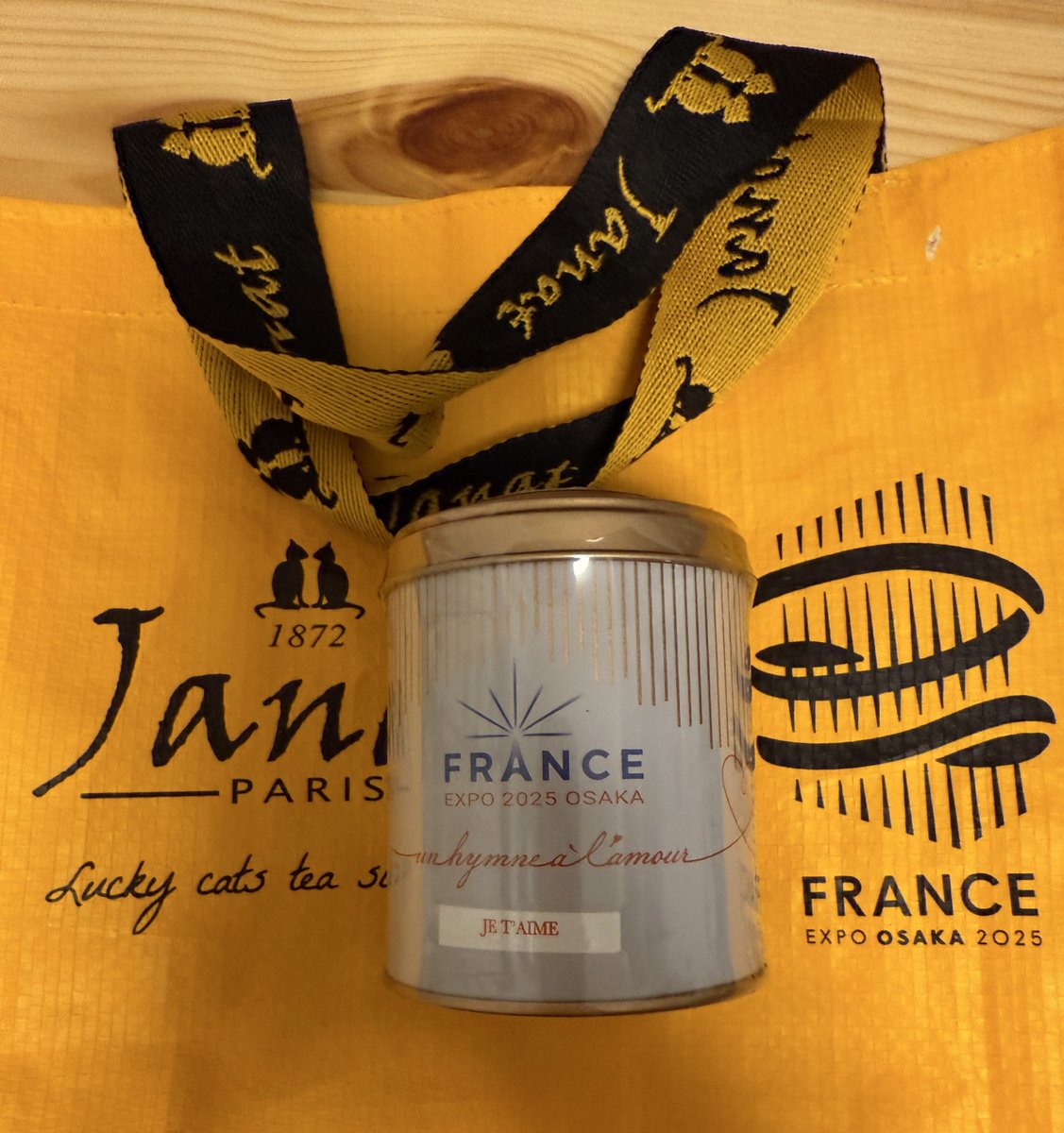 万博ではフランス館のテーマが「ジュテーム♡」ということで、3種類