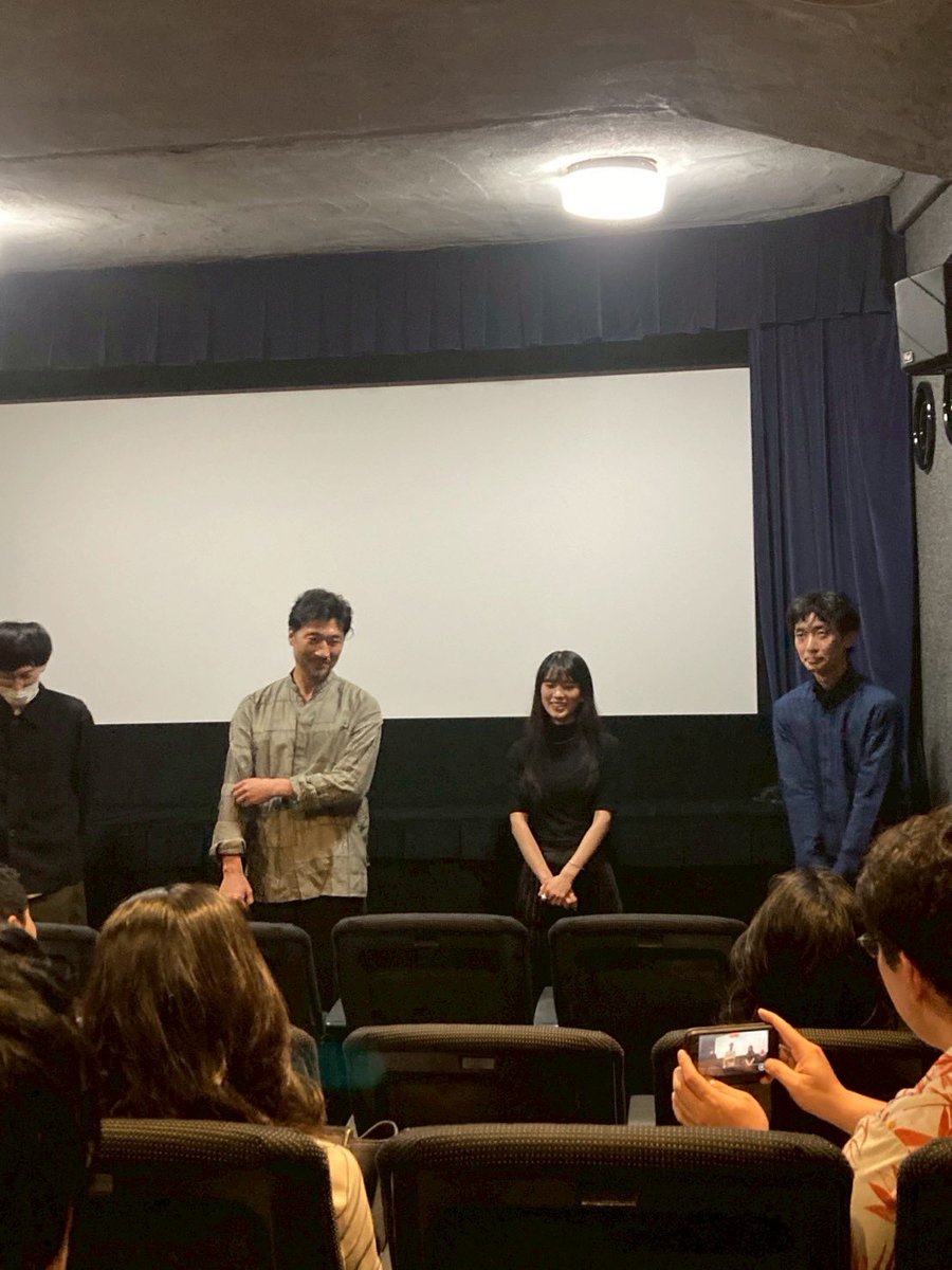 【映画『鍵から抜け出した女』】

おかげさまで昨日、無事完成披露試写会が終了いたしました！

本作にご協力・ご支援頂いた皆様、本当にありがとうございました。
今後も少しでも多くの方に観ていただけるよう励んでまいります。

今後とも是非映画『鍵から抜け出した女』を宜しくお願いいたします🙇