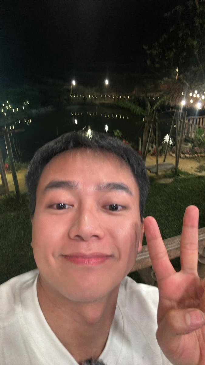 lesyeuxdeDaniel's tweet photo. Họ đáng yêu 💛💖 https://t.co/TIhcuHGTP1