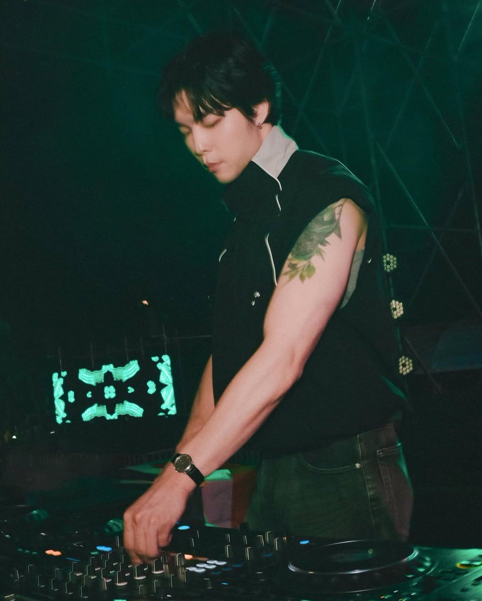 WHO'S READY FOR ROUND 2 OF DJ JOHNNYBE?

RETWEET + REPLY WITH THE TAGS

#JOHNNYBEinPATTAYA
#JOHNNYBE
#2025WILDWOODSPARTY 
<a href="/HATCHERY_TH/">HATCHERY</a>