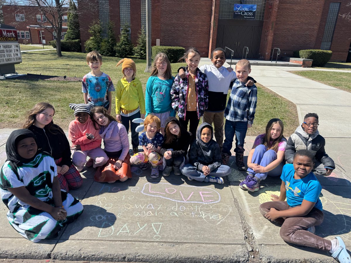 This week, a hateful message was found written in chalk near IAA North. In response, students took back the sidewalk, covering it with words of love and encouragement. #thekidsareallright #together #bsdvt #btv