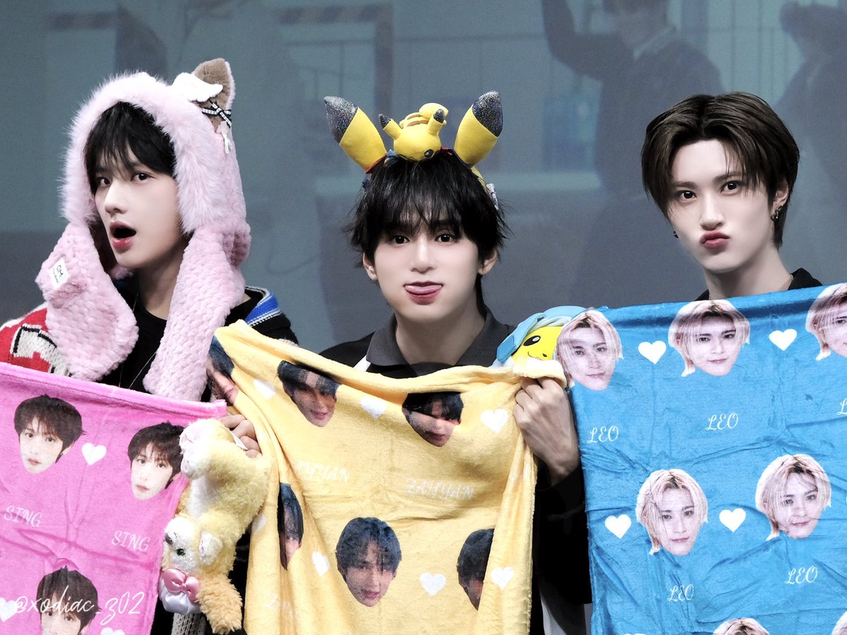 xodiac_z02's tweet photo. 250418 JJmuse

🩷💛💙

#XODIAC #소디엑 
#ZAYYAN #자얀
#LEO #리오
#SING #씽 https://t.co/dFfBr9a9iF