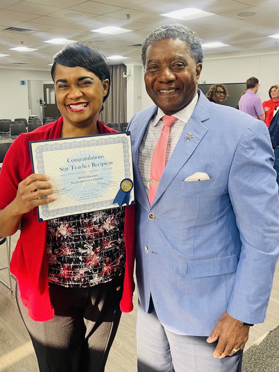 James ‘Pete’ Johnson (@jamespetejohns1) on Twitter photo Congratulations to Shelia Houston, music teacher from South Elementary, for being a Star Grant recipient at our school board meeting. <a href="/SouthElementar1/">South Elementary</a> <a href="/JMCSchools/">Jackson-Madison County Schools</a> Congratulations to Shelia Houston, music teacher from South Elementary, for being a Star Grant recipient at our school board meeting. <a href="/SouthElementar1/">South Elementary</a> <a href="/JMCSchools/">Jackson-Madison County Schools</a>