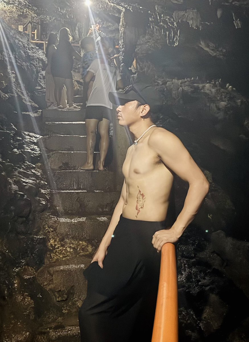 MarshMehro tweet media