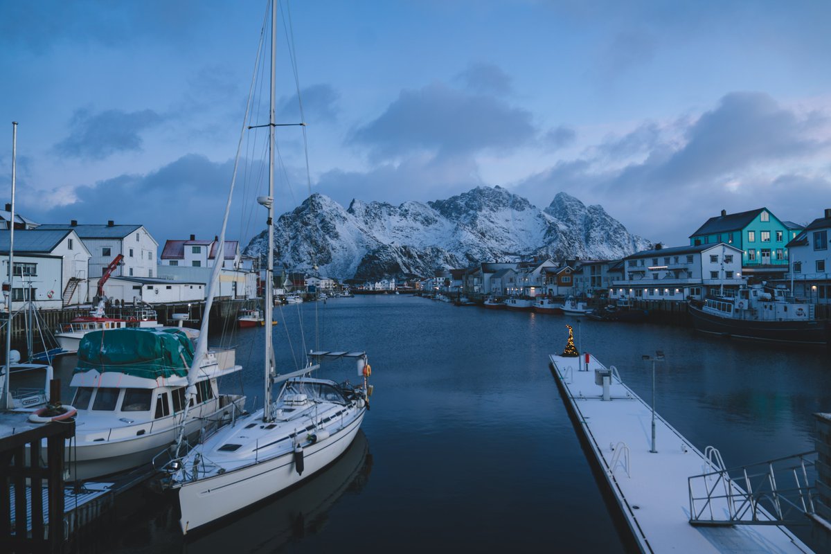 EternalMeteor's tweet photo. Captured the bluesy side of Lofoten. These dramatic landscapes have such a unique, serene vibe. 💙🏔️ #LofotenIslands #MoodyGrams * #LandscapePhotography
 * #TravelPhotography
 * #NorwayTravel
 * #VisitNorway
 * #Arctic
 * #NorthernNorway
 * #Photography
 * #Scenery https://t.co/ODrzBn6Svt