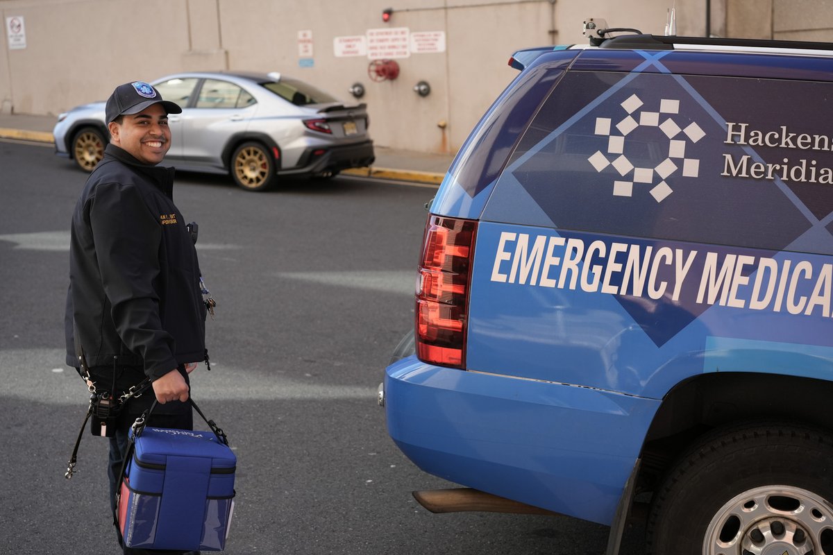 MarkSpartaFACHE's tweet photo. Game changer in trauma care! Hackensack University Medical Center's EMS teams are now delivering blood transfusions at trauma scenes, stopping hemorrhagic shock and saving lives faster than before. #TraumaCare #EMS @HMHNewJersey https://t.co/nmJUojdL2Y