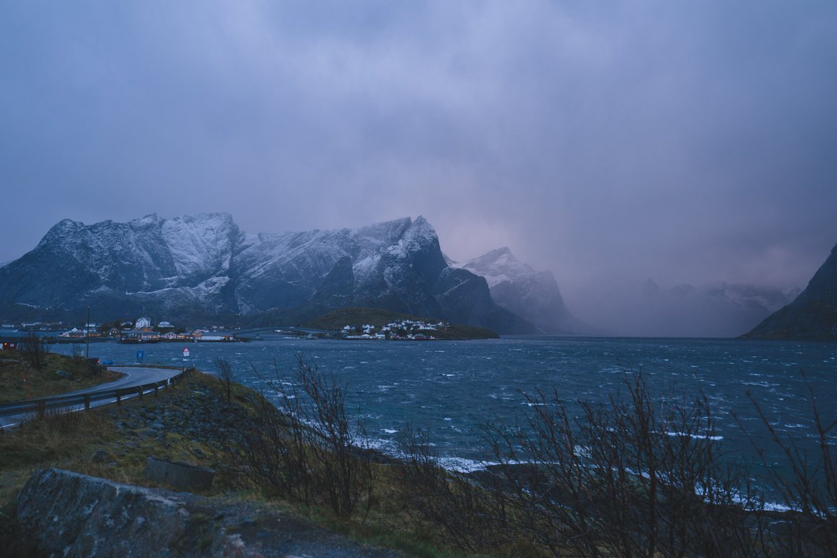 EternalMeteor's tweet photo. Moody blues from the incredible Lofoten Islands, Norway. The atmosphere here is something else. 🇳🇴✨

#Lofoten #Norway #MoodyGrams #LandscapePhotography
 #LofotenIslands #BluesyVibes #VisitNorway #Arctic https://t.co/cYCjZEnsEl
