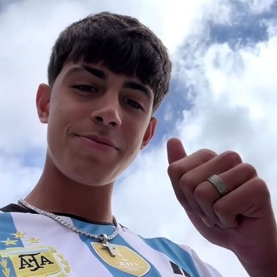 rj5ac's tweet photo. #صورة_جديدة_للملف_الشخصي https://t.co/ZGJOMsZa71