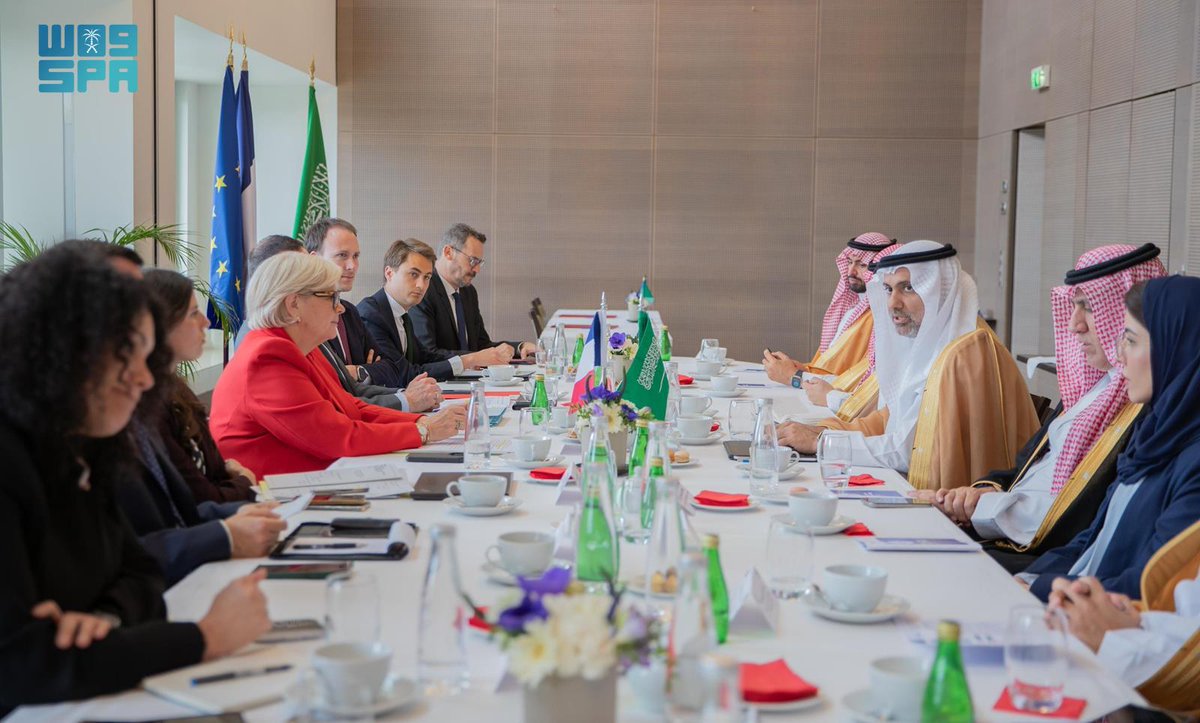 SPAregions's tweet image. زيارة وزير الصحة إلى فرنسا تمهّد لتعاون صحي واسع في الابتكار والتقنية الحيوية.
spa.gov.sa/N2301452
#واس_عام