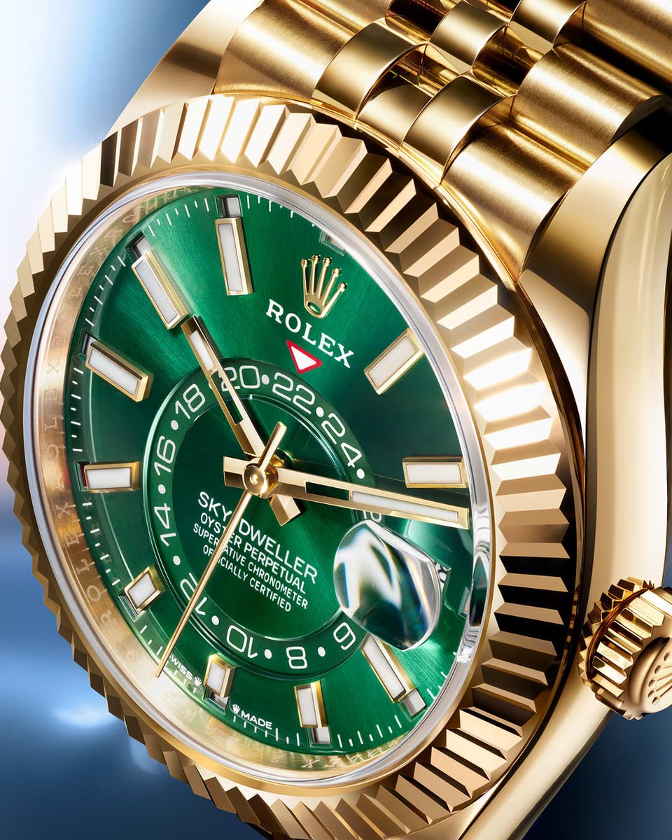 For the first time, the @Rolex Sky-Dweller brings together two of the brand’s iconic colours, juxtaposing a sunray-finished, bright green dial with a case and bracelet in 18ct yellow gold.⁠
⁠⁠
#Rolex #SkyDweller #WatchesAndWonders2025 #OfficialRolexRetailer #LaMinedOr