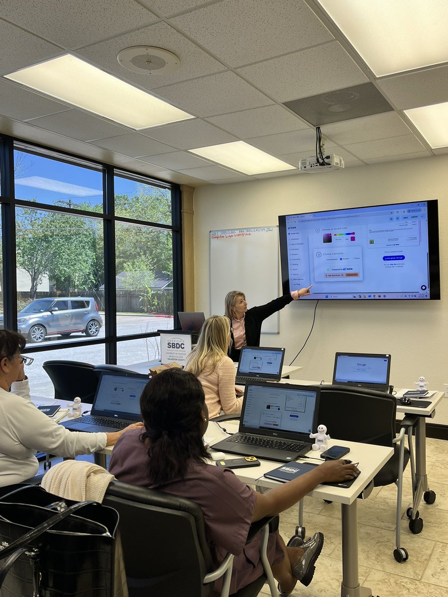 gcsbdc's tweet image. Have you ever heard of WaveApps? 

WaveApps is a cloud-based accounting system that allows you to create estimates and invoices, track sales and cash flow, pay bills, and manage your customers and vendors!

#GCSBDCClass #WaveApps #bookkeepingservices #workshop