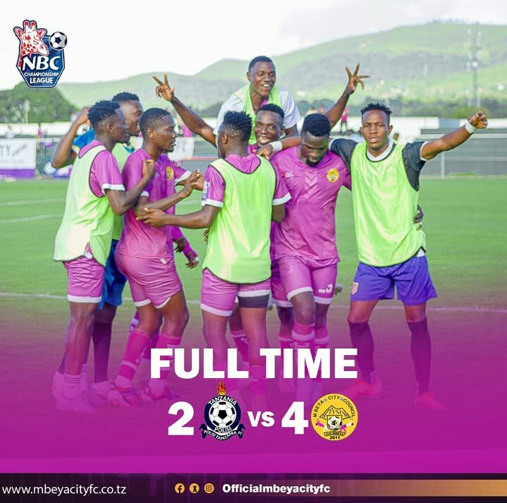 blackculer's tweet image. Sisi hao, hatuna masikhara na kurudi ligi kuu 😎
#purplenation 💜