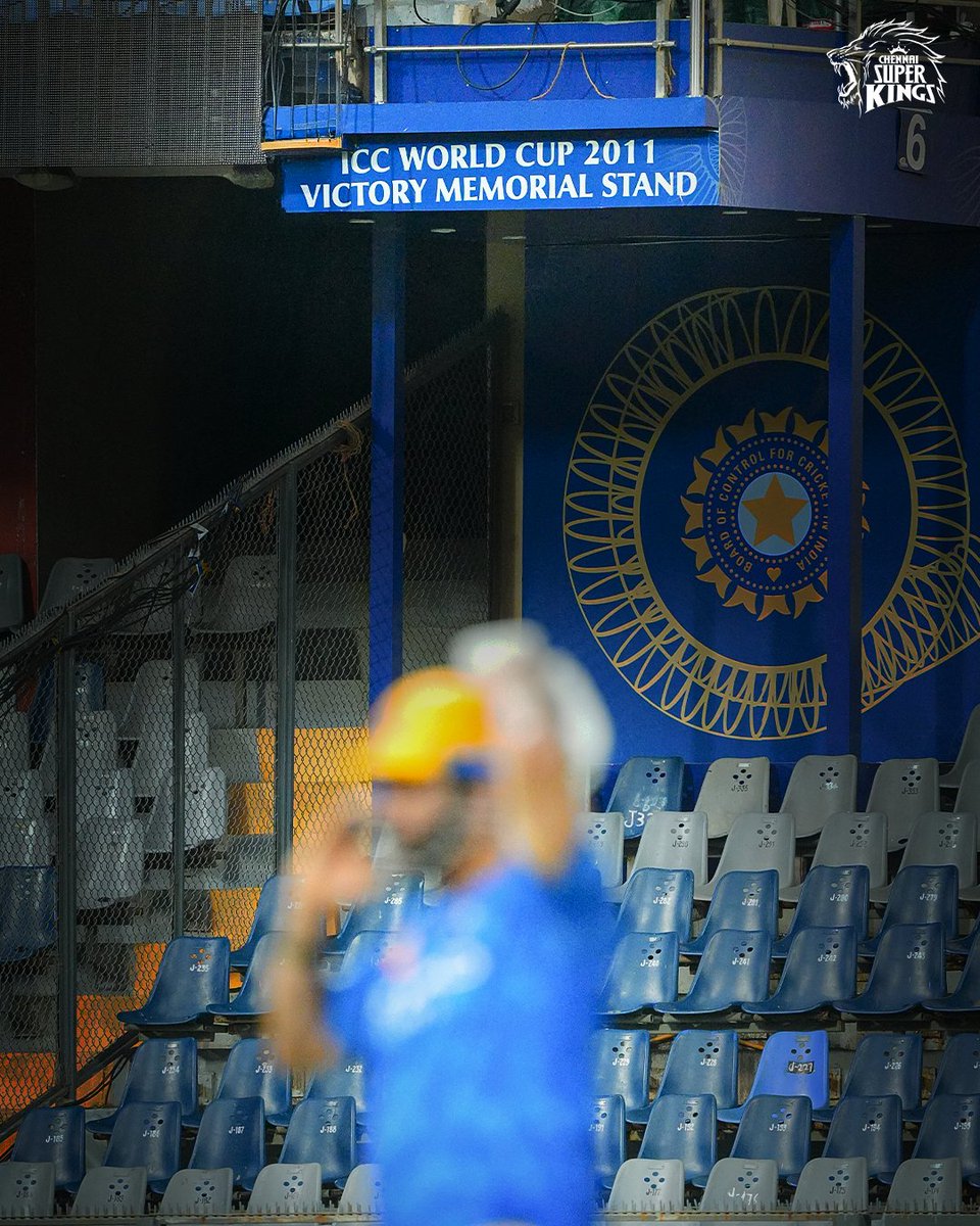 ChennaiIPL's tweet photo. The frame speaks for itself! ✨ 

#WhistlePodu #Yellove🦁💛 https://t.co/4tzgL0dHNI