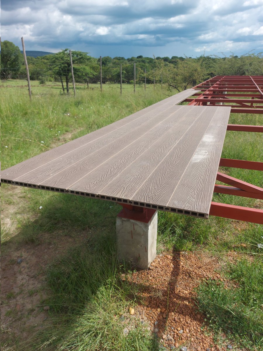 Floor panels installation for the tents