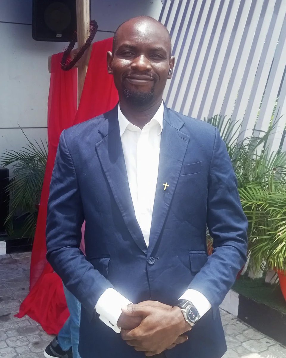 On the 22nd of April, Tuesday….join us to wear the cross, share the symbolism all around you and tell the world about what the cross means to you 

Don’t forget to add the hashtag #ILoveTheCross #CrossDay