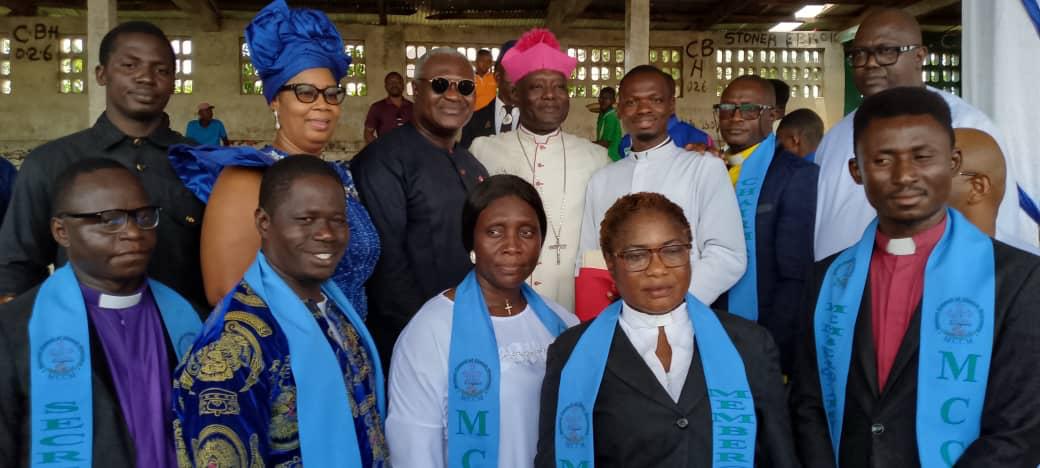 JFKSalone's tweet image. Today, attended the Good Friday Ecumenical Service, in Makeni, and read the Scripture Lesson, with theme, “The Unwavering Love of Christ” The Most Rev. John Koroma delivered a touching sermon on the importance of Christ’s love for us and the horizontal love for one another 🙏🙏🙏