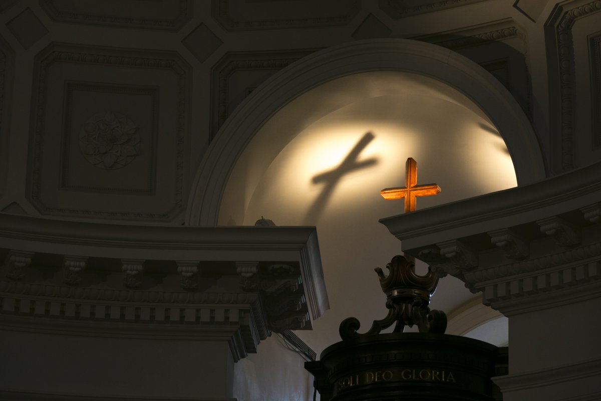 He chose the cross so we could choose life. ✝️ 

"And being found in human form, he humbled himself by becoming obedient to the point of death, even death on a cross."
— Philippians 2:8 (ESV)

#GoodFriday #ItIsFinished #SamfordEducation