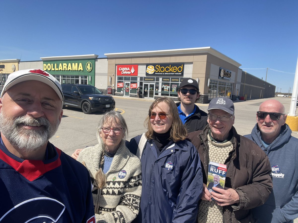 AlexRuff17's tweet photo. Thursday we hit the doors hard in @TownofHanover before heading off to the Agricultural debate at Keady. Thx again to #TeamRuff for their incredible hard work & for all the support at the doors. p.s. had a delicious pancake stack for lunch at Stacked #BruceGreyOwenSound #VoteRuff https://t.co/0ENSg9vrCs
