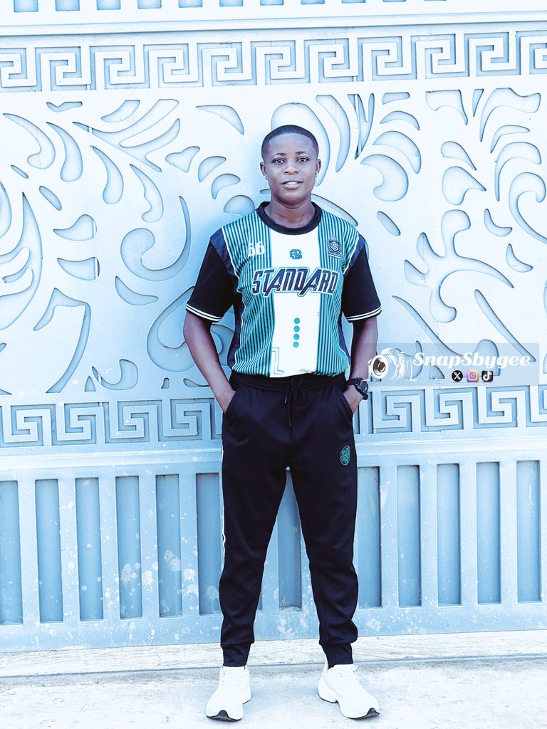 folashade_ekun's tweet photo. The Quality Of Your Mind Determines The Quality Of Your Life
#Standard💯
#Godcannotfail
#Lifestyle https://t.co/NjeSgCscxy