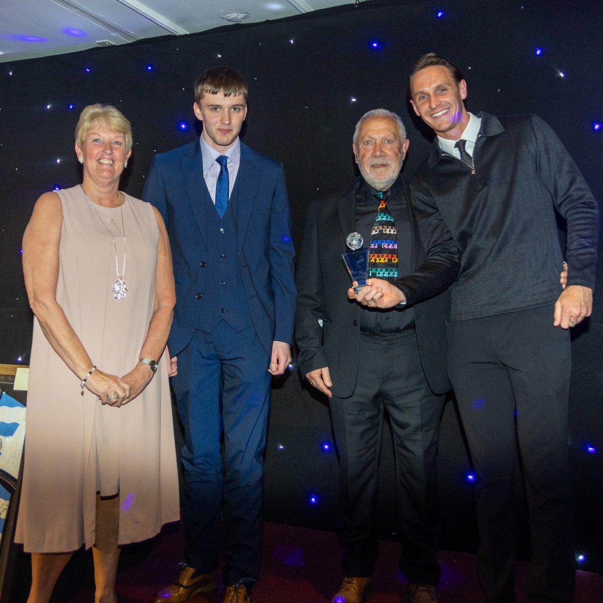 Falkirk FC (@falkirkfc) on Twitter photo π <a href="/FalkirkfcSS/">Falkirk Supporters Society</a> Player of the Year
π Congratulations, <a href="/liam_hendo/">Liamhenderson</a>! π <a href="/FalkirkfcSS/">Falkirk Supporters Society</a> Player of the Year
π Congratulations, <a href="/liam_hendo/">Liamhenderson</a>!