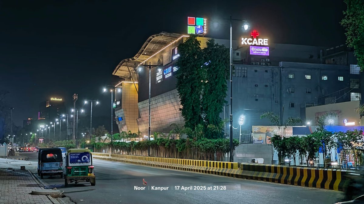 ThakurAryanSin8's tweet photo. Kanpur is not just glowing at night, it's dreaming big and rising higher.
हर रौशनी एक नई उम्मीद है, हर सड़क एक नई दिशा।
This is the spirit of Naya Kanpur — bold, bright, and unstoppable.
Thanks to @OfficialUPMetro
#KanpurRising #ZSquare #CityOfHope #KanpurDiaries
#Kanpur https://t.co/RZQsIlEu9T