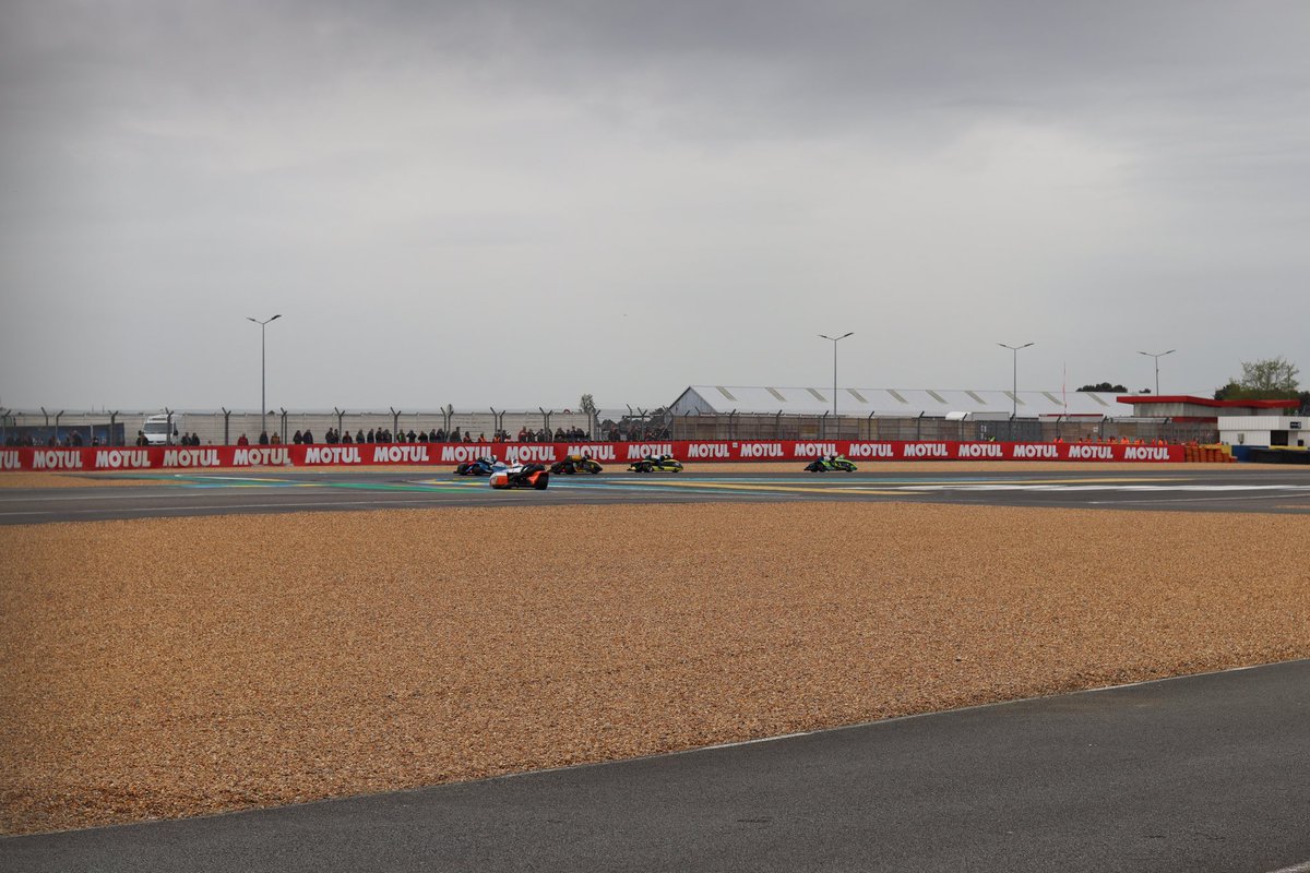Bruno_Bch's tweet photo. De retour au Mans ce week-end pour les #24hMotos #FIMEWC https://t.co/IBsDmVG97L