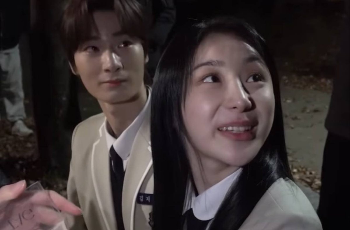 1993enen's tweet photo. So proud of you @cc_chaeyeon2 
Actress chaeyeon congrats on your acting career. We will always be by your side ❤️

#청아도_채연이도_렛츠댄스_대대댄스  #LetsDance_Chaeyeon https://t.co/p37CM1pnRi