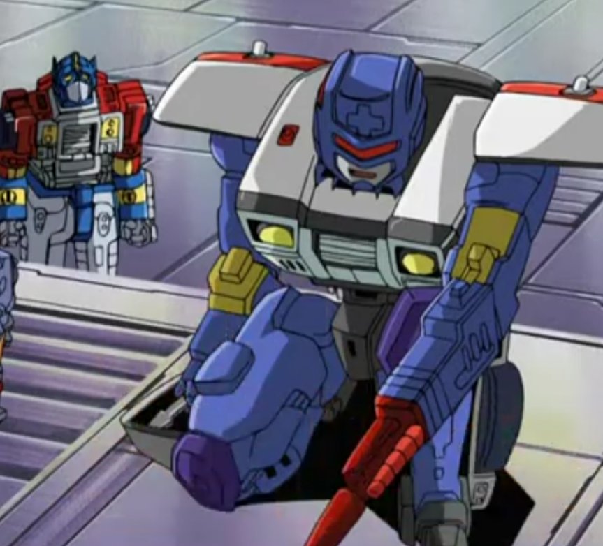 Optiratching's tweet image. Staring at his wife...